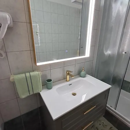 Ana Apartamento Seline