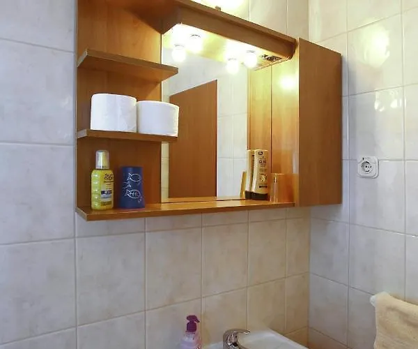 Ana Apartamento *