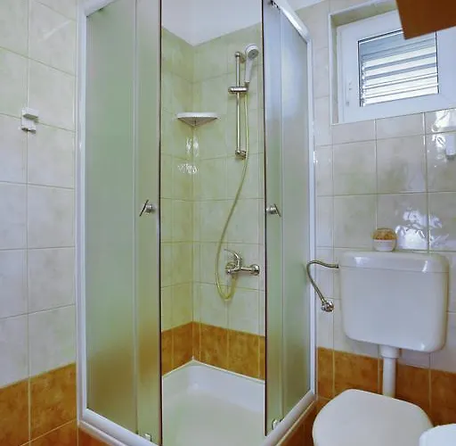 Ana * Seline