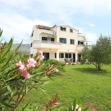 Ana Apartament *